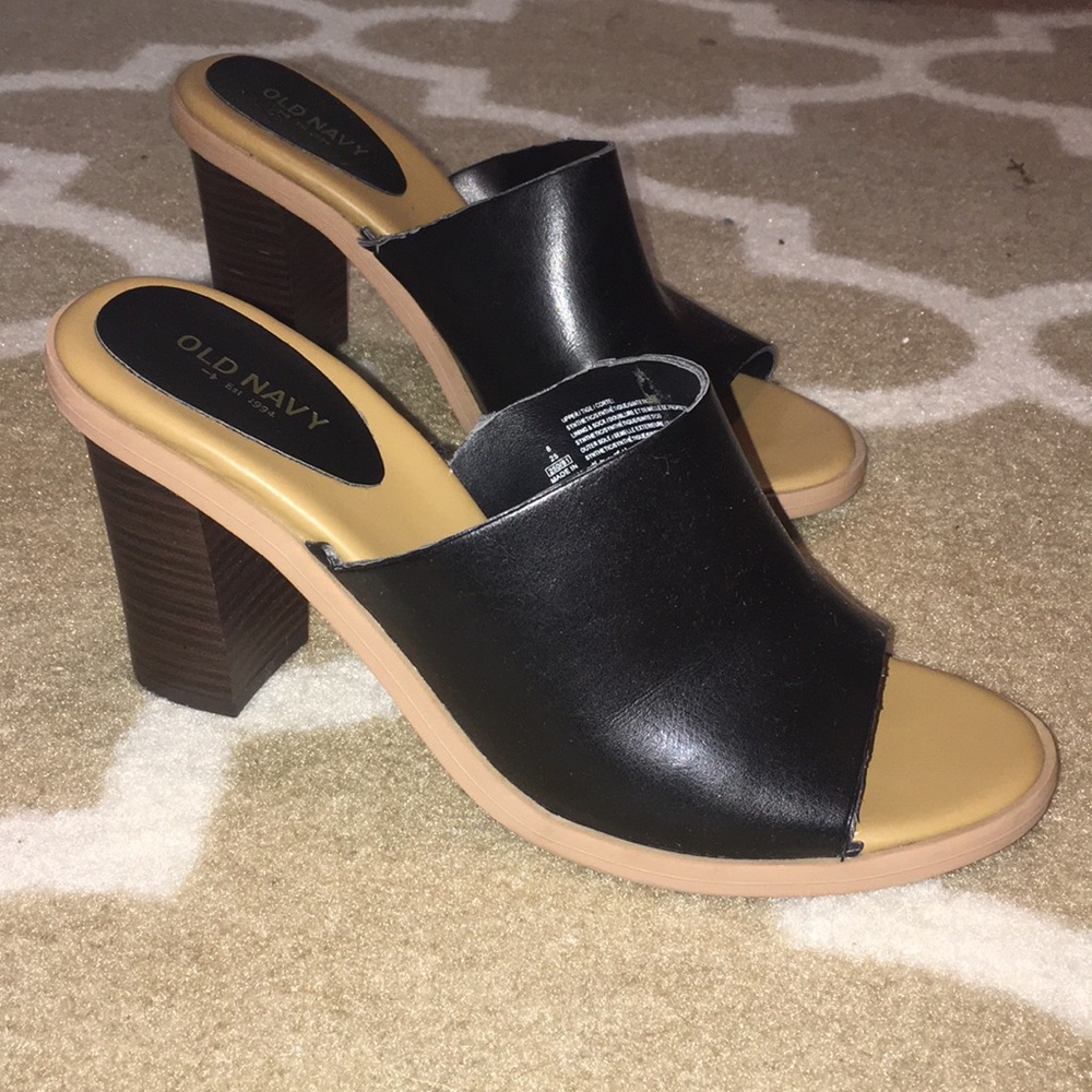 Never worn old navy mules